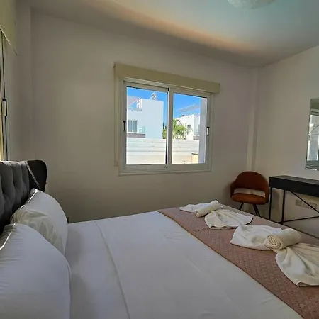 Nissi Ayia Napa
